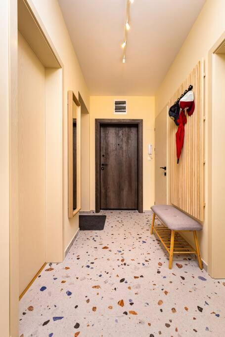 Hills View Central Apartment Plovdiv Esterno foto