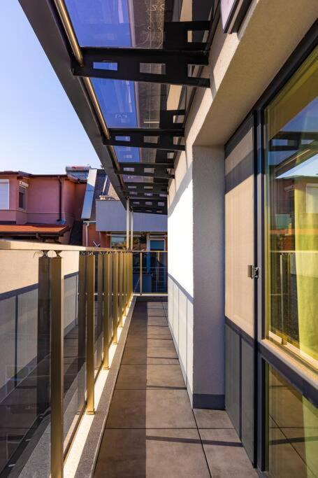 Hills View Central Apartment Plovdiv Esterno foto